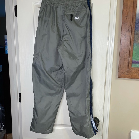 Nike Tracksuit Set (M) Gray w Blue & Silver Strip - Picture 5 of 16